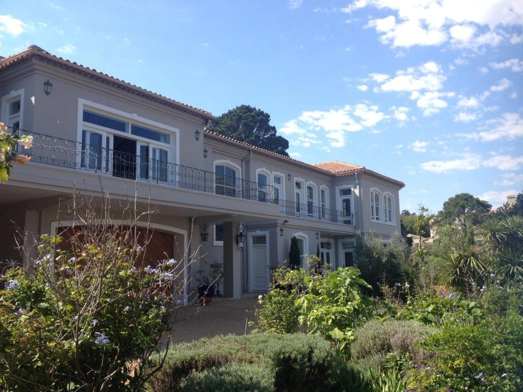 Chateau Neuf Du Cap Hout Bay Exteriör bild